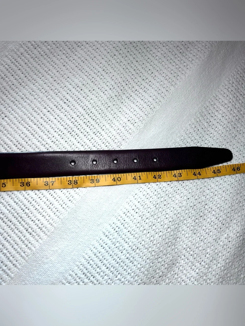 Burgundy Leather and Brass Buckle Belt Men’s 40 By Men’s Warehouse Italy